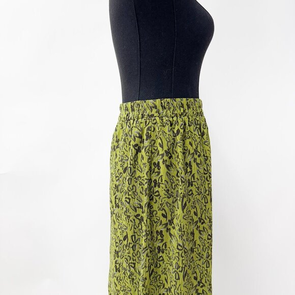 VINTAGE STLYE FLORAL GREEN PRINTED MAXI SKIRT - Picture 4 of 9